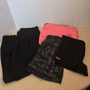 Under Armour Bundle of 4 items  Black and Pink Activewear Size L
